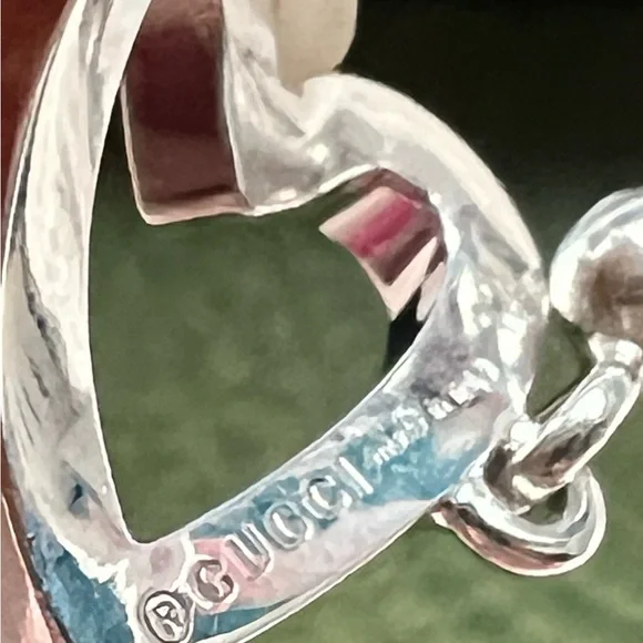 Gucci Silver Heart Beaded Toggle Ring - Picture 7 of 15